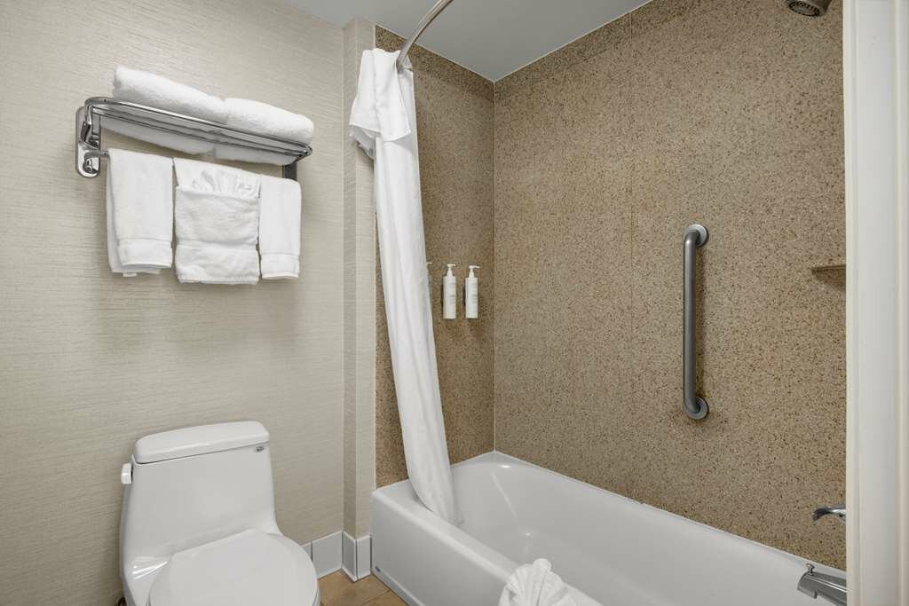 Фото Homewood Suites by Hilton Bakersfield