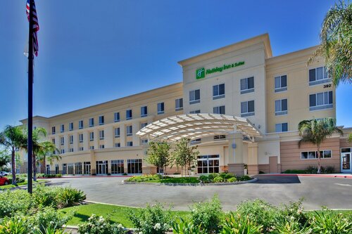 Гостиница Holiday Inn Hotel & Suites Bakersfield, an Ihg Hotel в Бэйкерсфилде