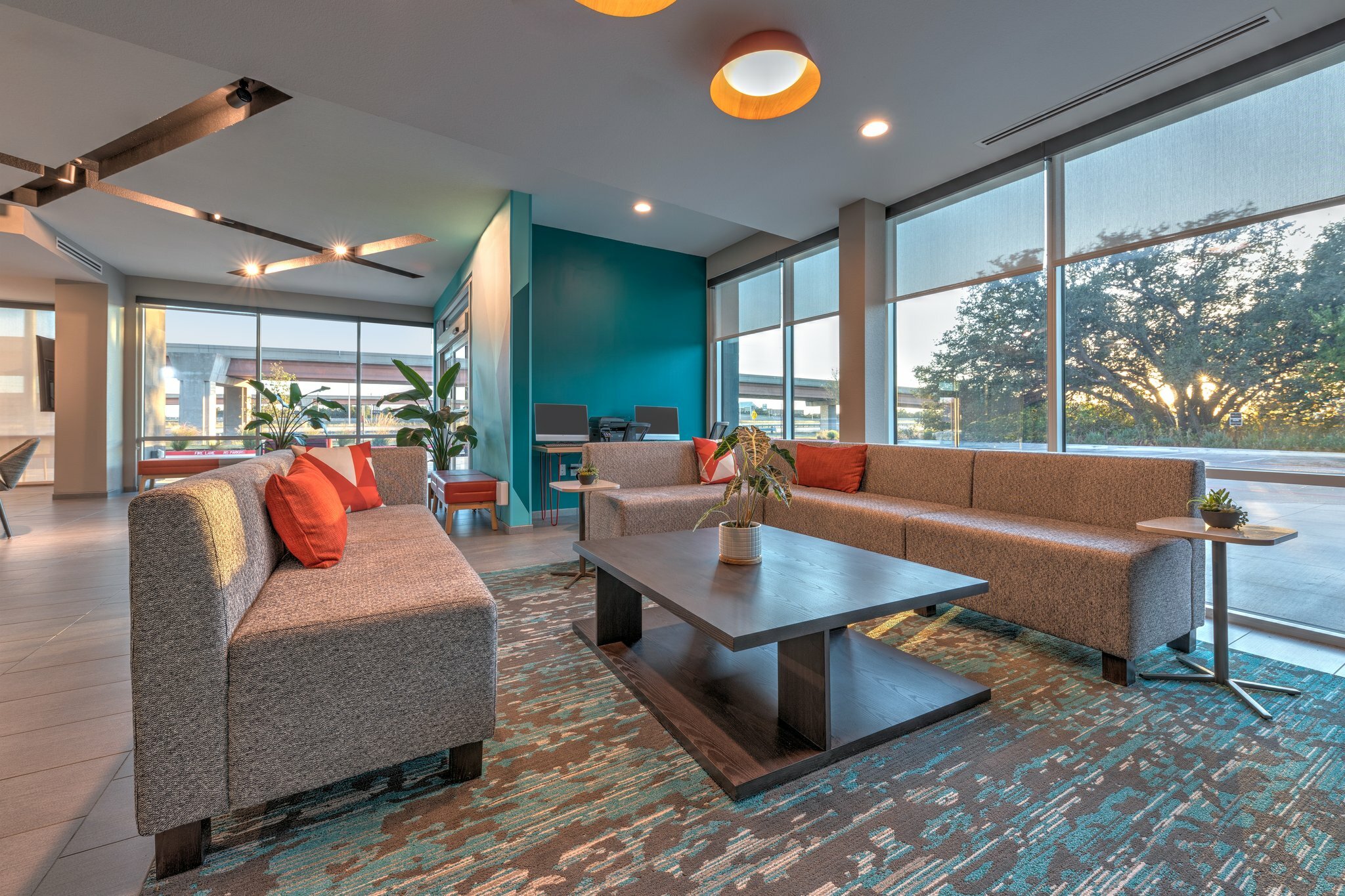 Фото Avid Hotels Austin Nw Lakeline, an Ihg Hotel