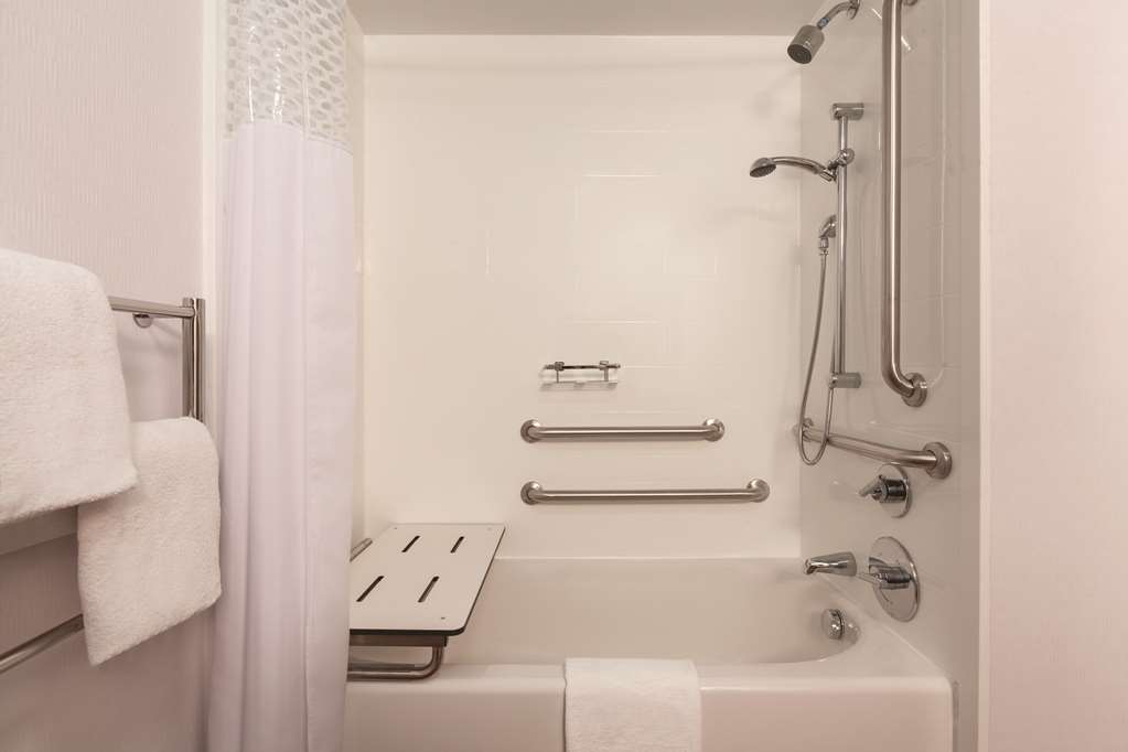 Фото Hampton Inn Des Moines-Airport