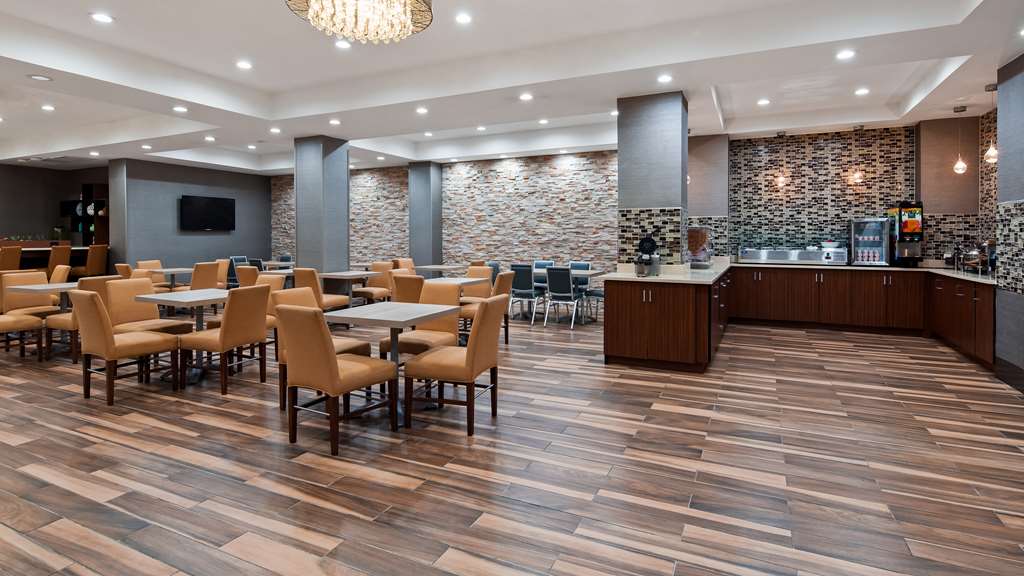 Фото Best Western Plus Philadelphia Convention Center Hotel