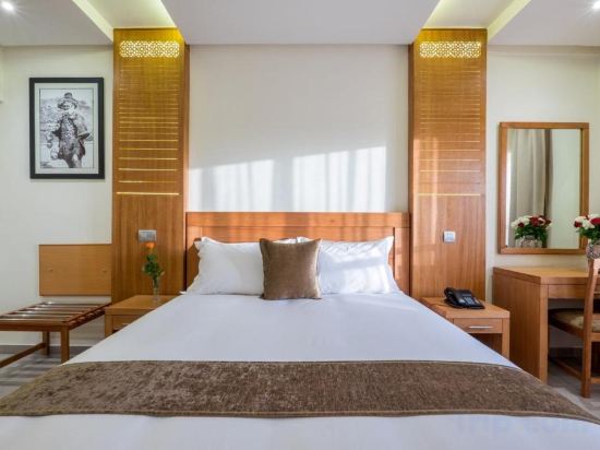 Фото Ayoub Hotel & SPA