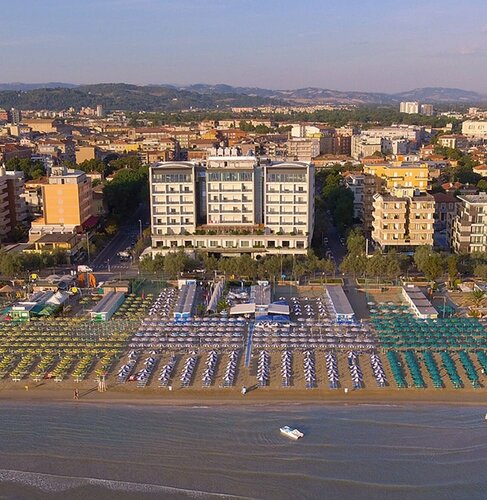 Гостиница Charlie in Pesaro в Пезаро