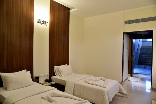 Гостиница Rathna Residency в Салеме