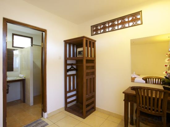 Фото Ayu Lili Garden Hotel