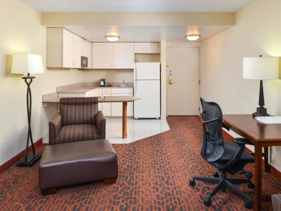 Фото Hampton Inn College Park