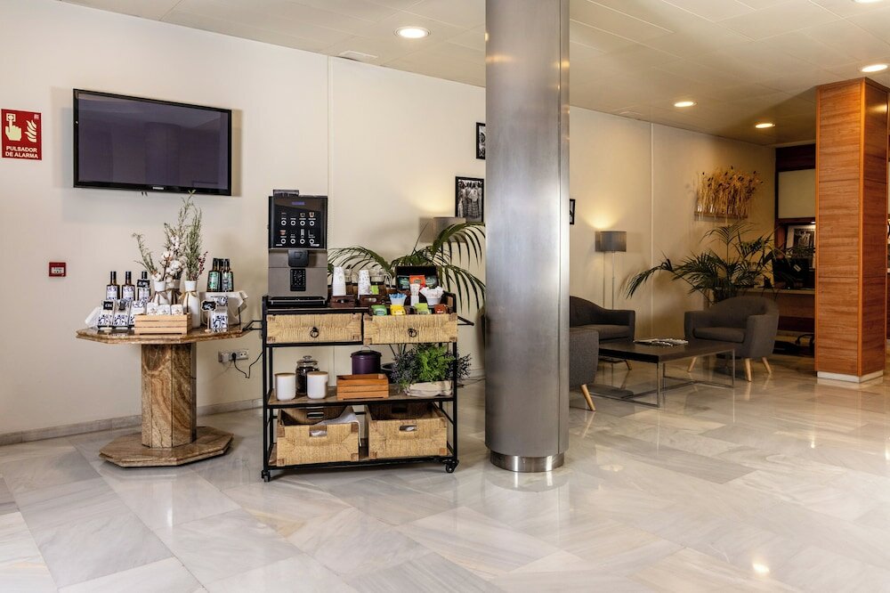 Фото Hotel Serrano