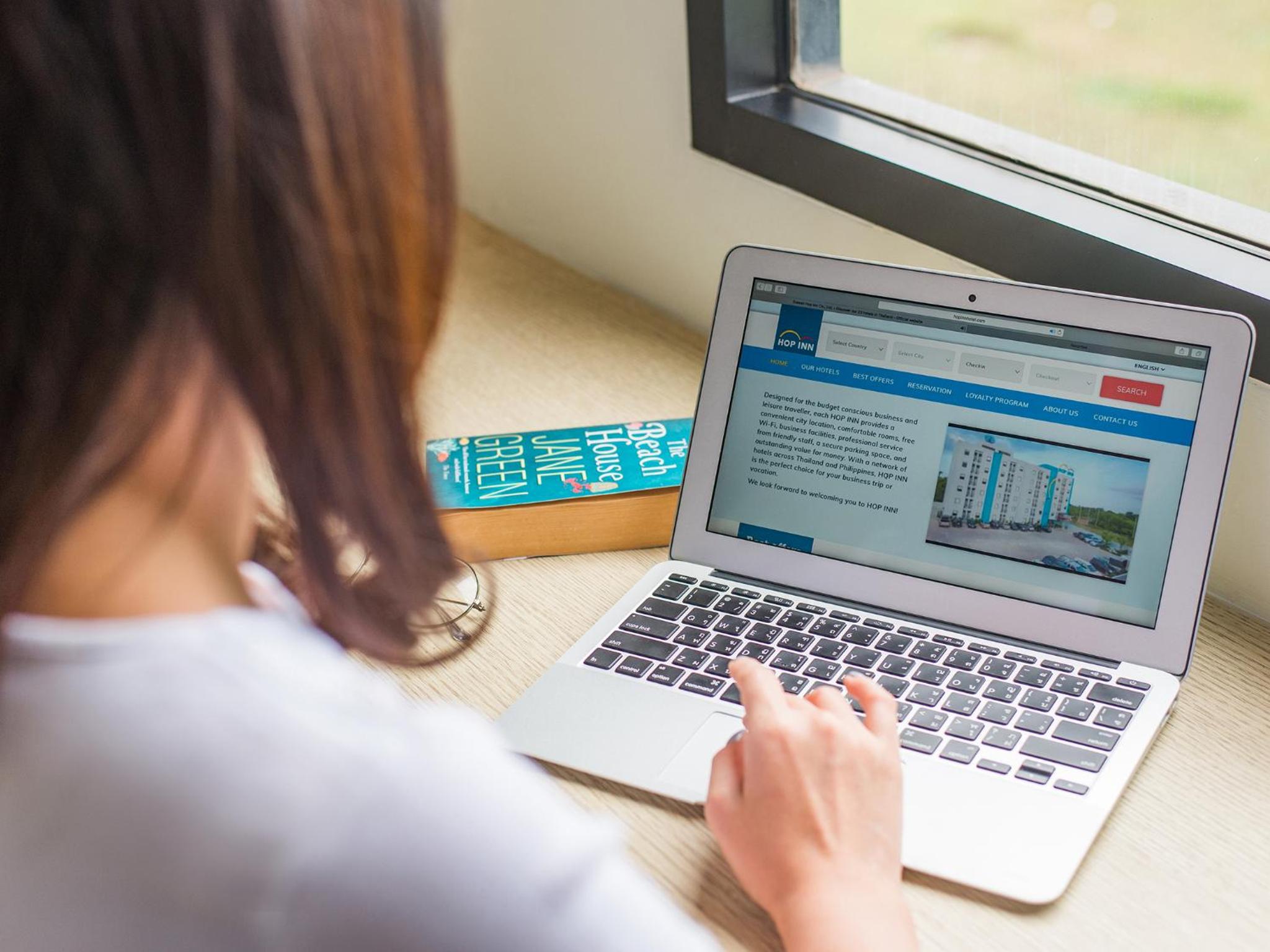 Фото Hop Inn Hat Yai Downtown