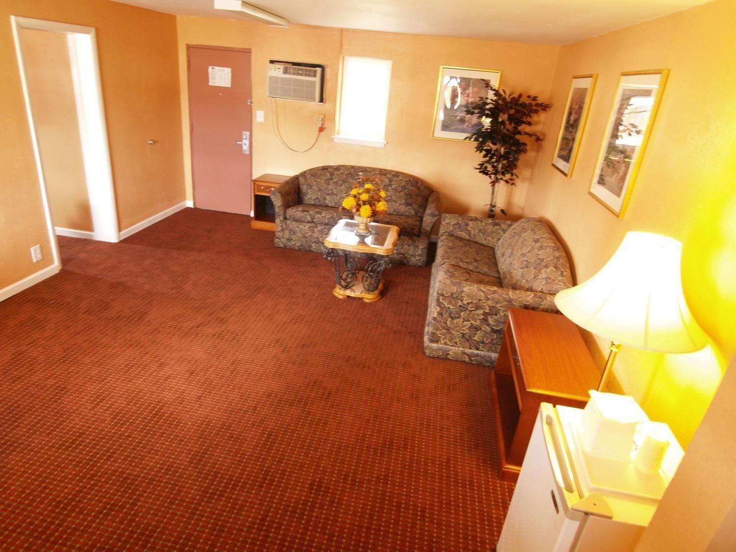 Фото Parkway Inn