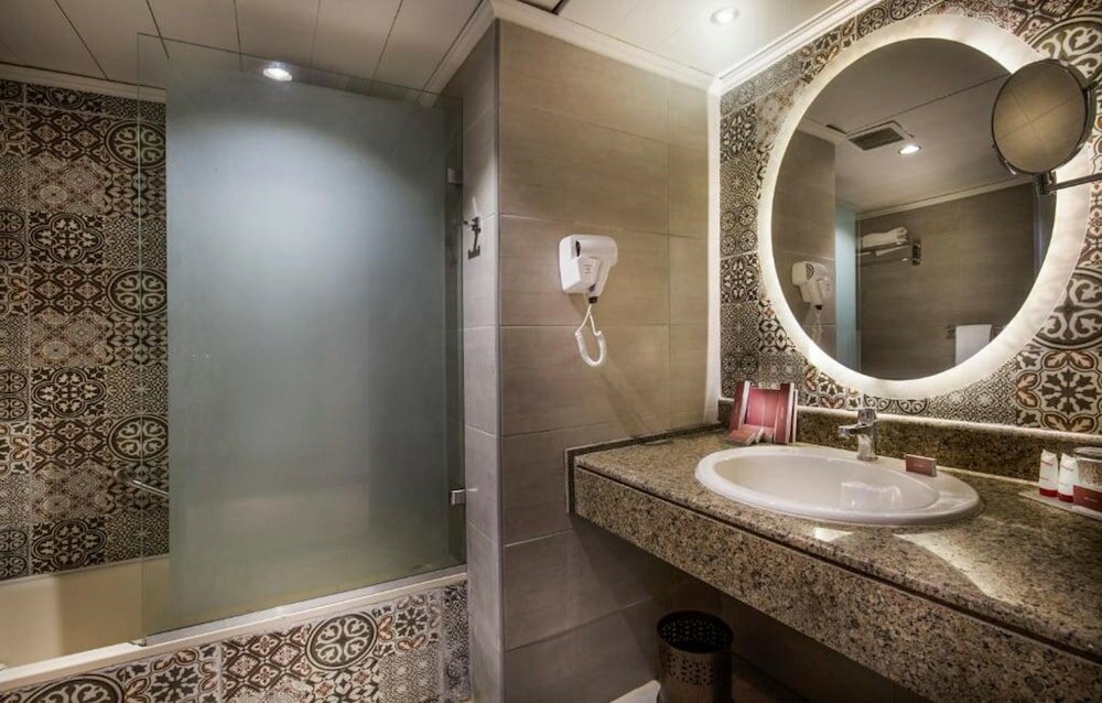 Фото Pyramisa Suites Hotel Cairo