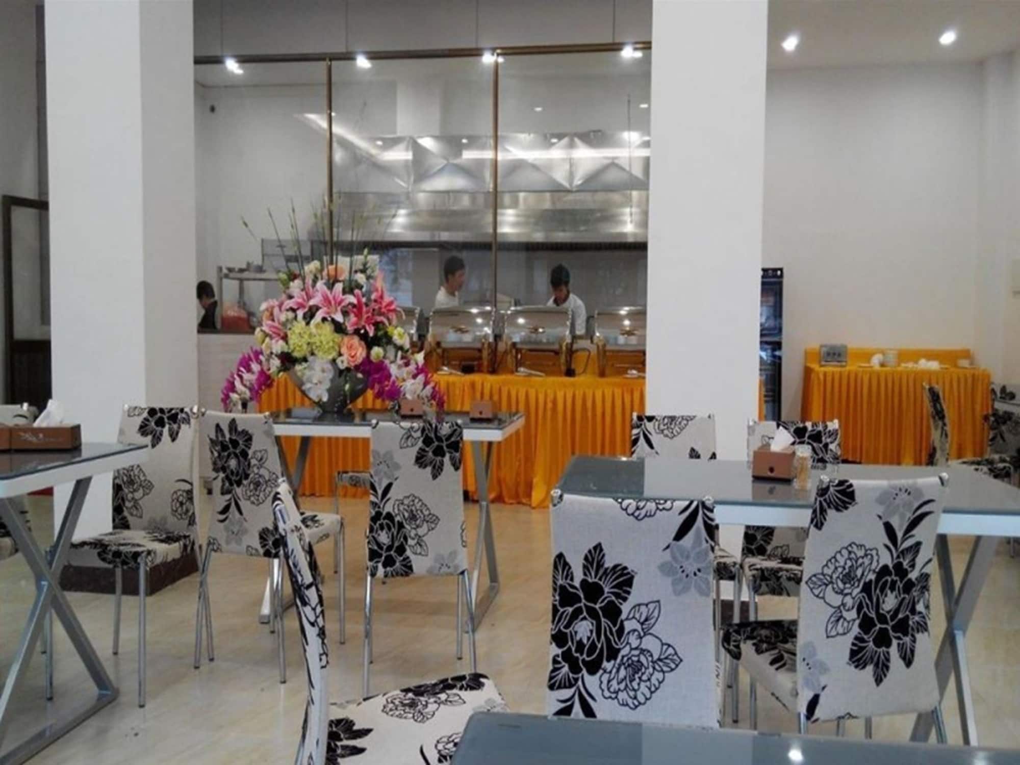 Фото GreenTree Inn Meizhou Meijiang District Wanda Plaza Hotel