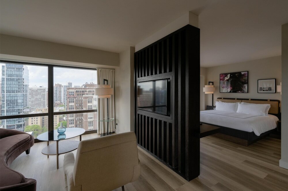 Фото Thompson Chicago by Hyatt