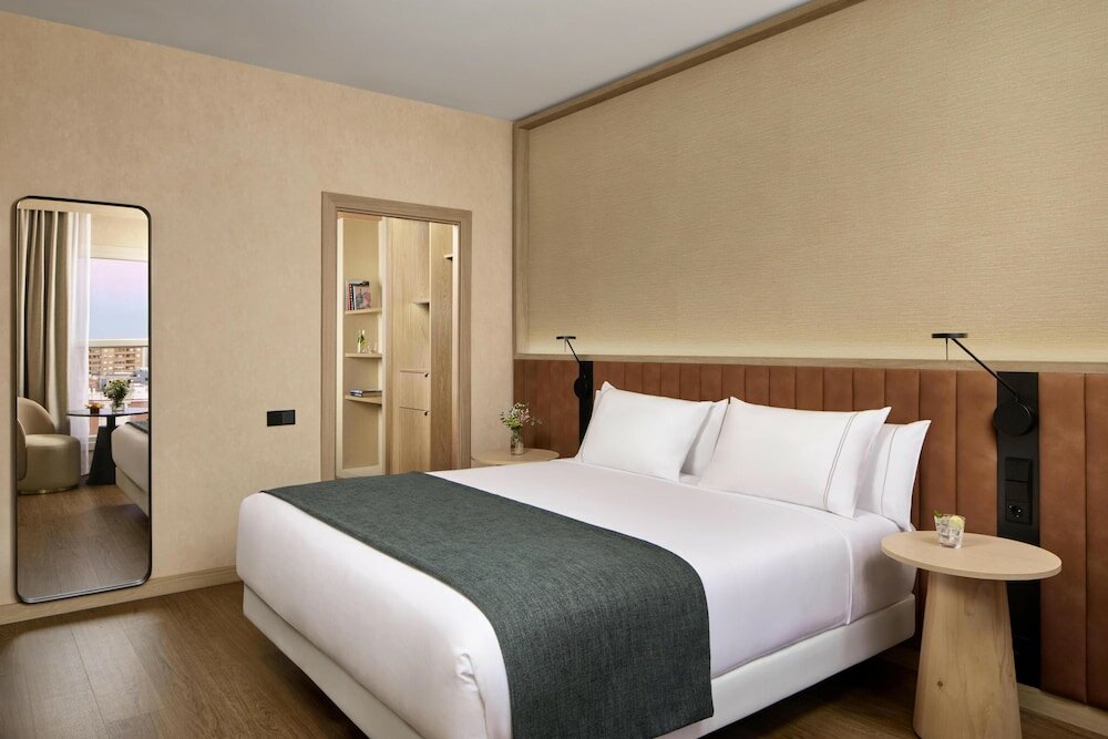 Фото Nh Valencia Center