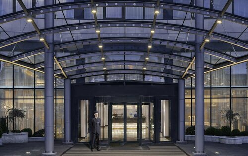 Внешний вид отеля InterContinental Sofia, an Ihg Hotel в Софии, фото 5