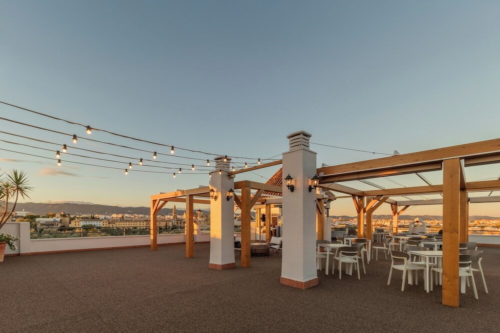 Фото Hesperia Cordoba