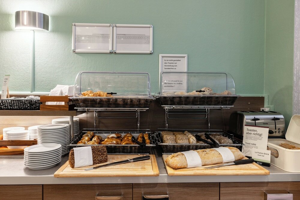 Фото Novum Hotel New Madison Düsseldorf Hauptbahnhof