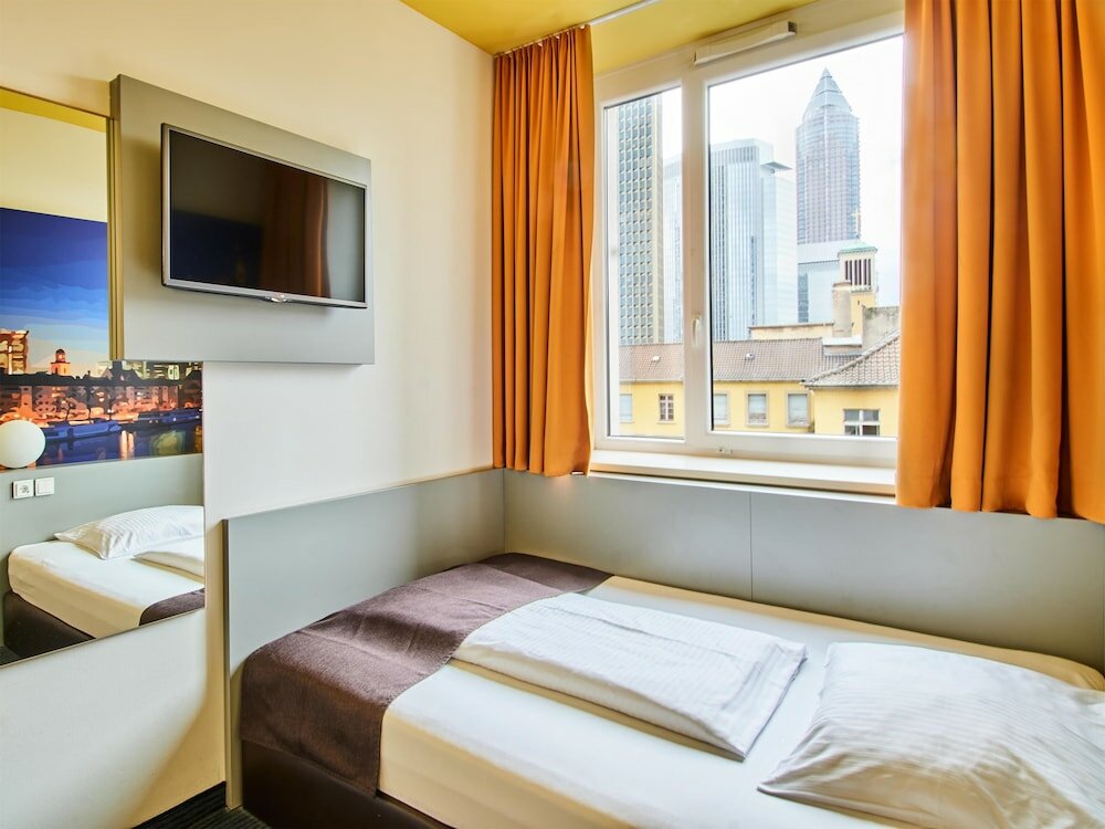 Фото B&b Hotel Frankfurt-Hbf