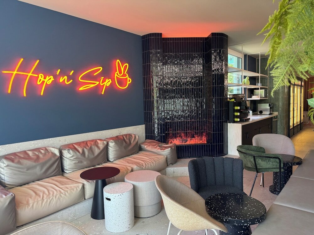 Фото Aparthotel Goldey Interlaken