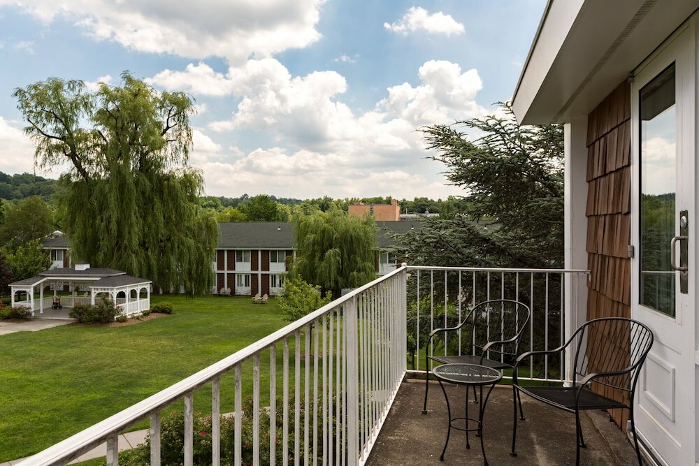 Фото Sleepy Hollow Hotel