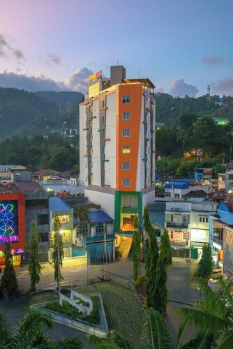 Гостиница Front One Hotel Jayapura в Провинции Папуа