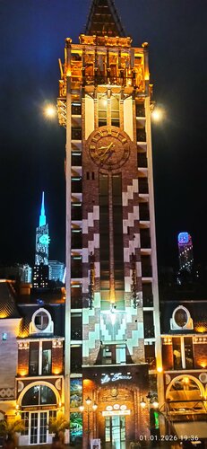 Внешний вид отеля Piazza Inn в Батуми, фото 1