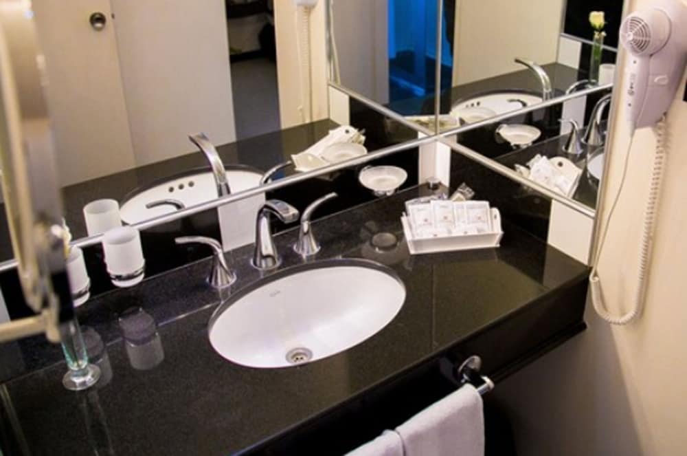 Фото Hotel Alkazar