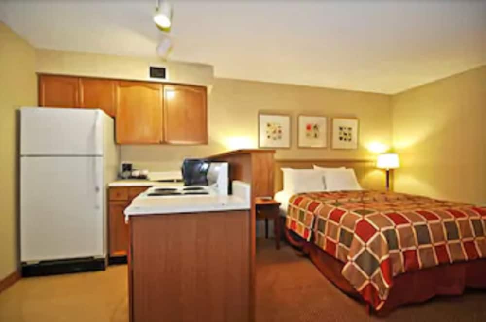 Фото Charlottetown Inn & Conference Centre