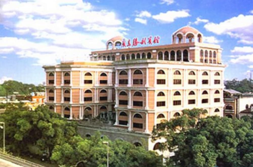 Фото отеля 3