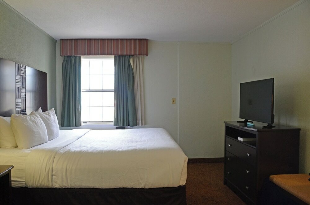 Фото Quality Inn & Suites Covington