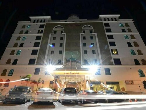 Гостиница Grand Puteri Hotel в Куала-Тренгану