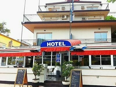 Гостиница Hotel Rodsan Suizo в Кастельдефельсе