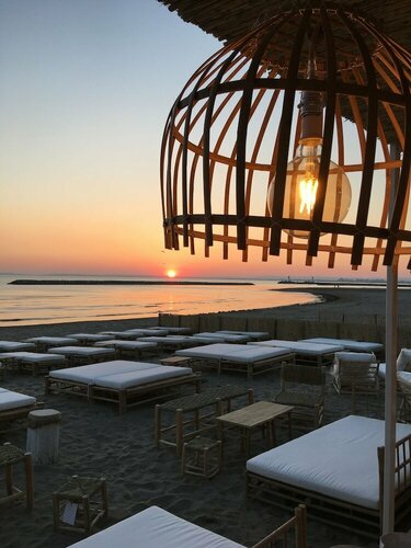 Внешний вид отеля Hôtel Café Miramar в Ле Гро-дю-Руе, фото 1