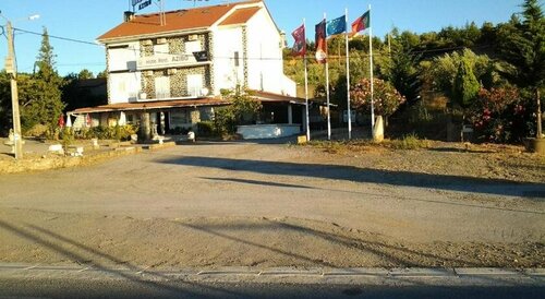 Гостиница Hotel Azibo E Restaurante в Округе Браганса