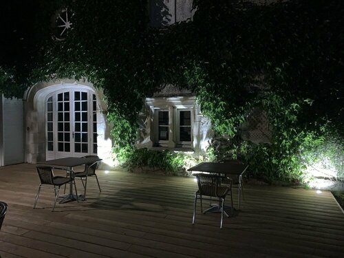 Гостиница Le Clos de la Court d Aron в Ле-Сабле-д'Олоне