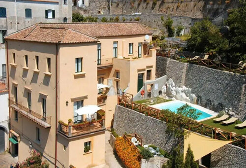 Гостиница Loft Apartments by Amalfivacation в Амальфи