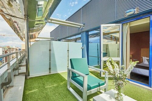 Гостиница Hotel Silken Puerta de Valencia в Провинции Валенсия