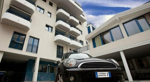 Гостиница Aparthotel Lacroma в Градо