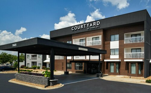 Гостиница Courtyard by Marriott Charlotte/Matthews в Мэтьюзе