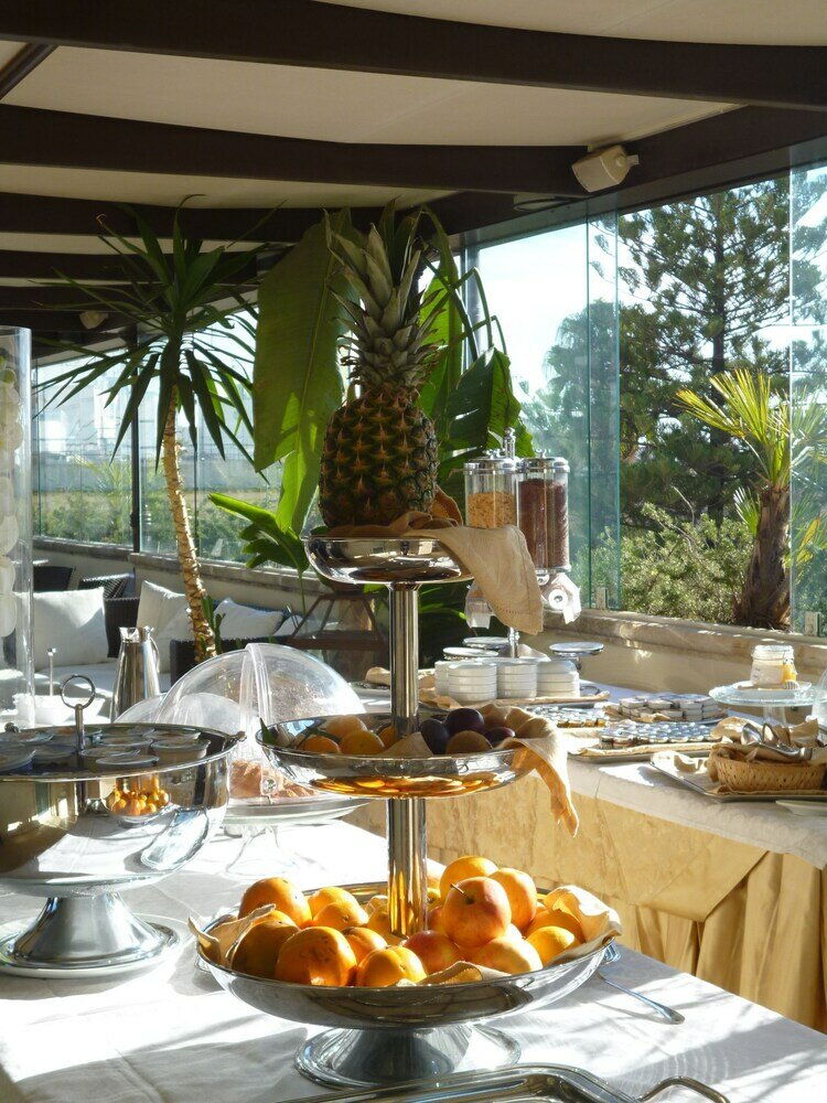 Фото Suite Hotel Santa Chiara