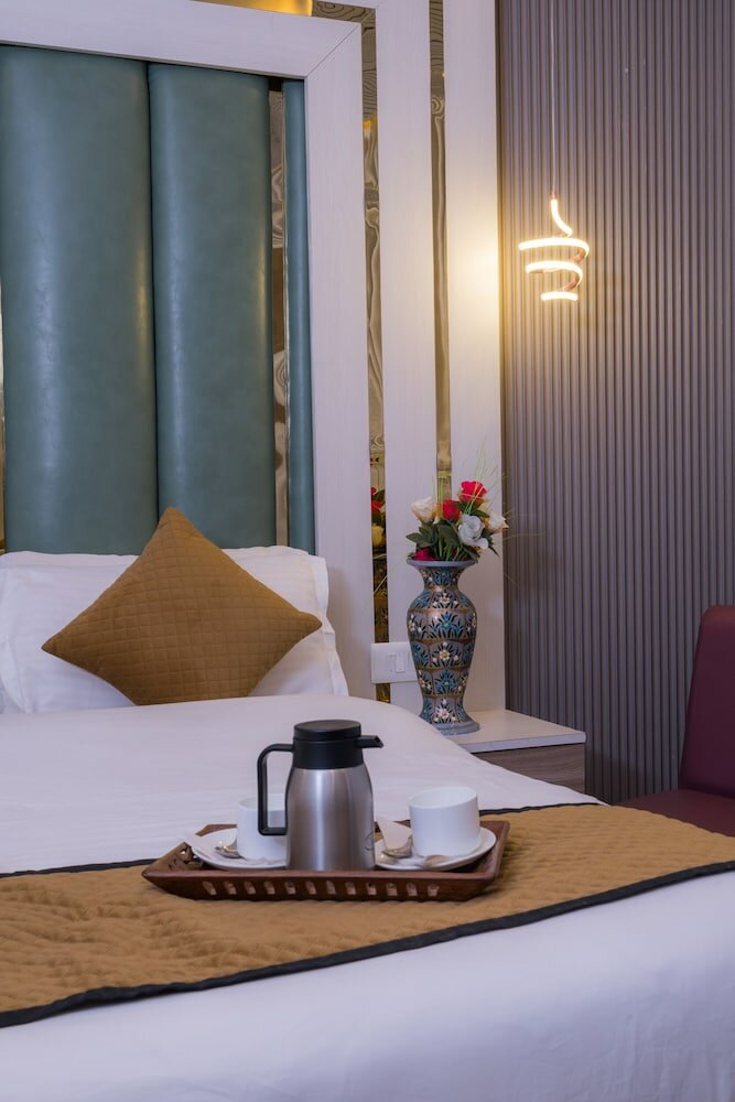 Фото Hotel Abshar