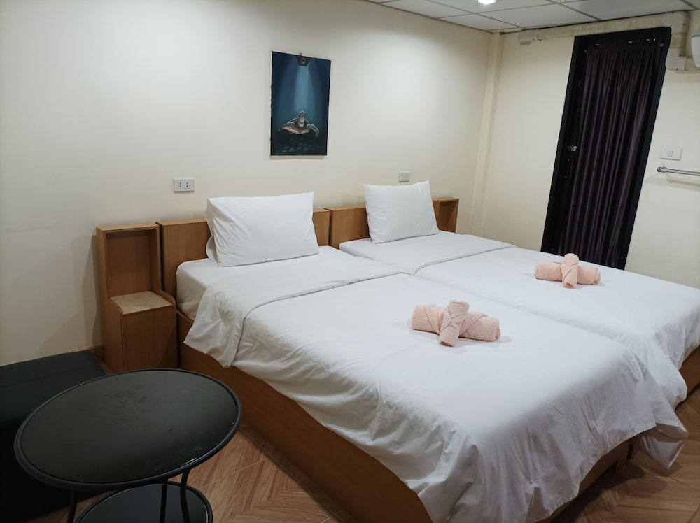 Фото Double D Rooms & Cafe