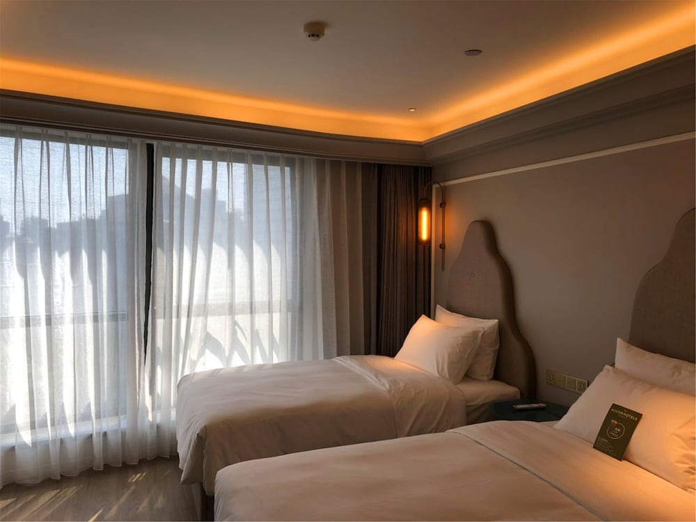 Фото Mercure Hangzhou West Lake