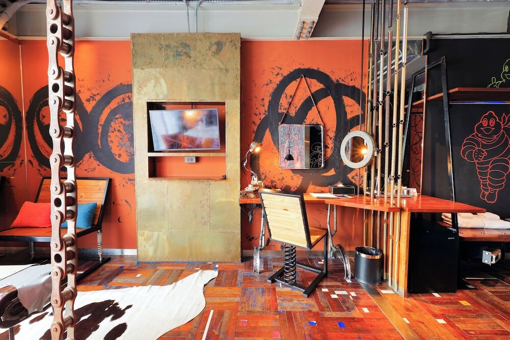 Фото MeStyle Garage Hotel Bangkok
