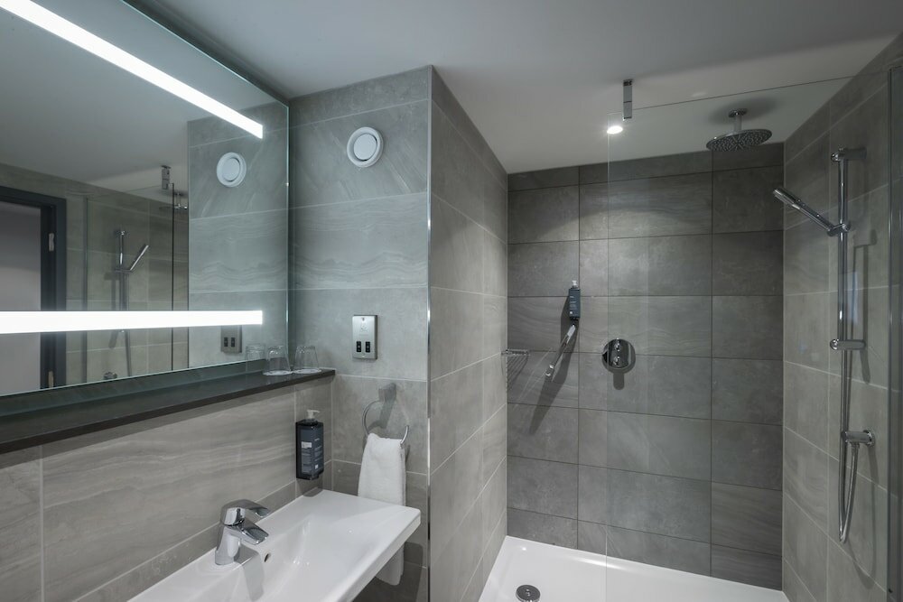 Фото Maldron Hotel Manchester City Centre
