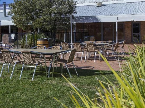 Фото ibis Styles Canberra Eaglehawk