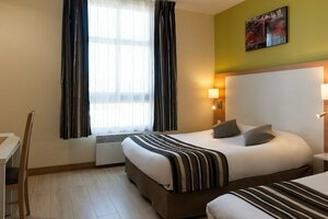 Гостиница The Originals Hotels City Poitiers Continental
