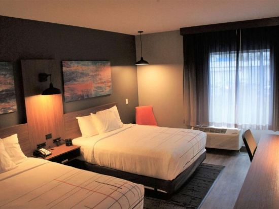 Фото La Quinta Inn & Suites by Wyndham Oxford