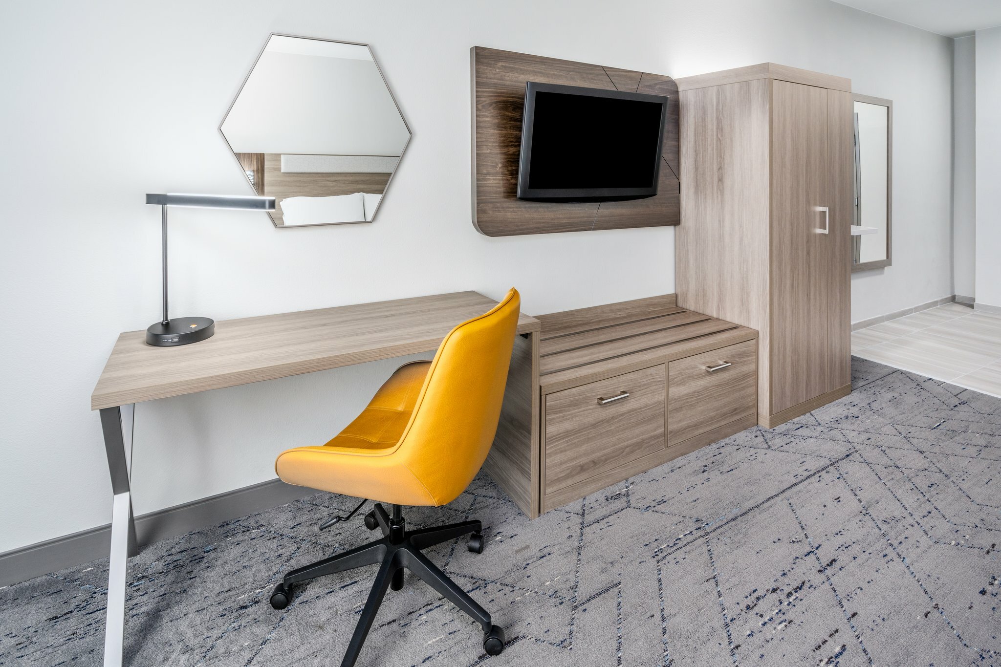 Фото Holiday Inn Express Hotel & Suites Denver North - Thornton, an Ihg Hotel