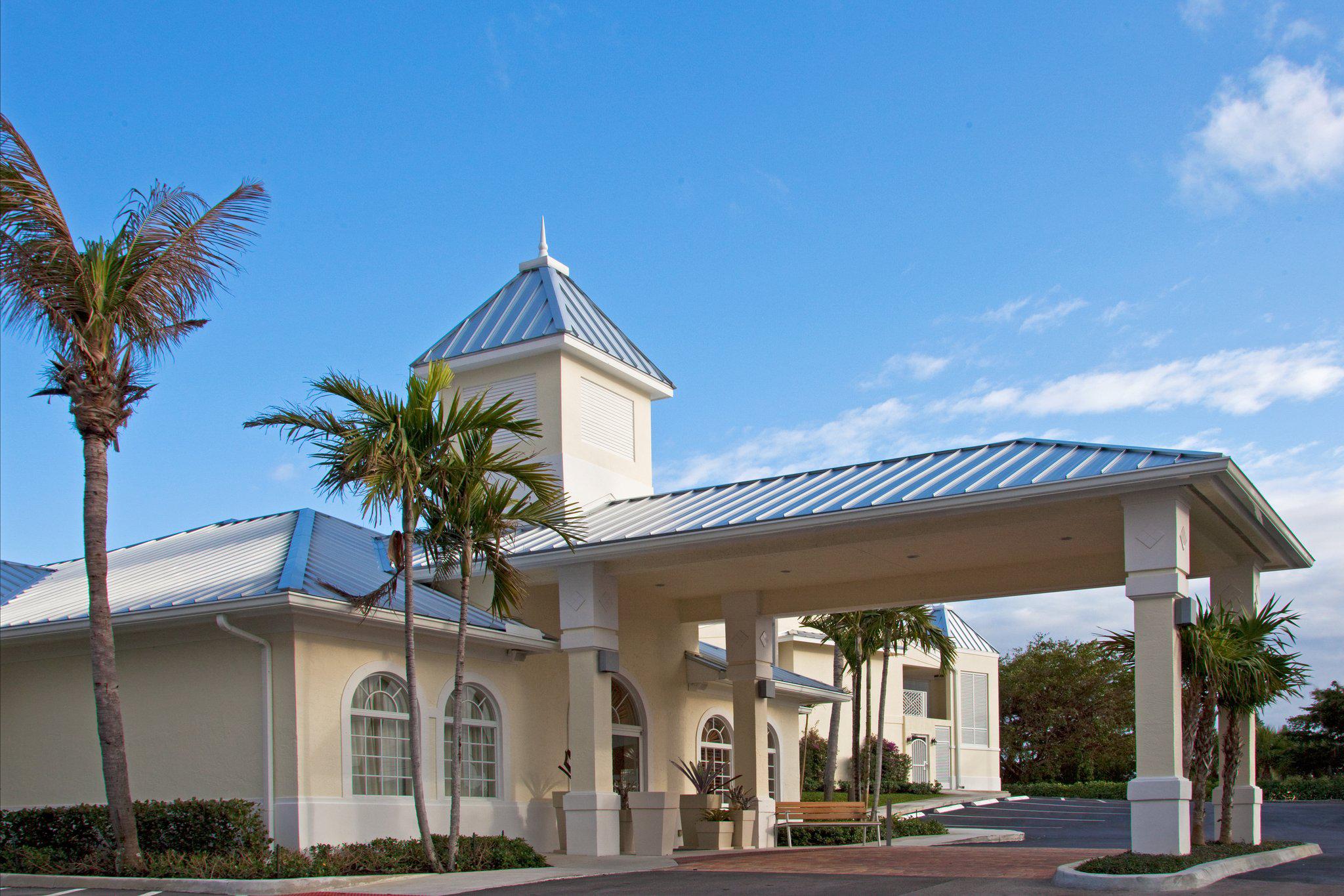 Фото Holiday Inn Express North Palm Beach-Oceanview, an Ihg Hotel