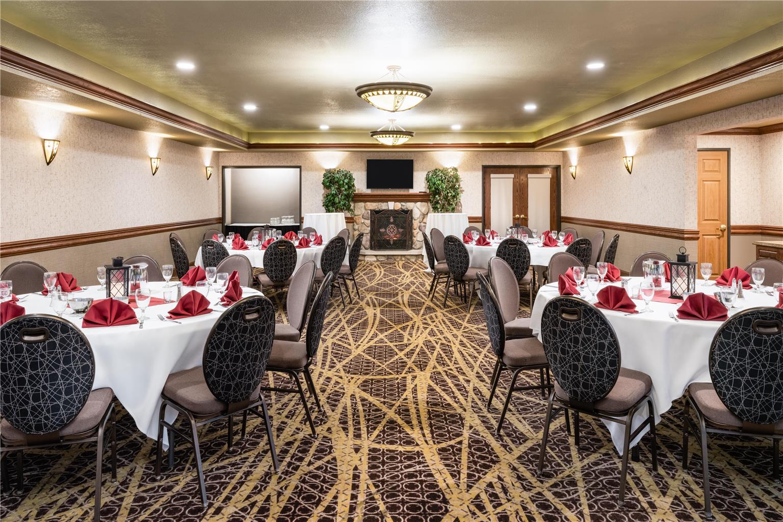 Фото Best Western Premier Bridgewood Resort Hotel